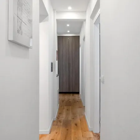 5min Dalle Due Torri, Luxury Flat Nel Centro Storico